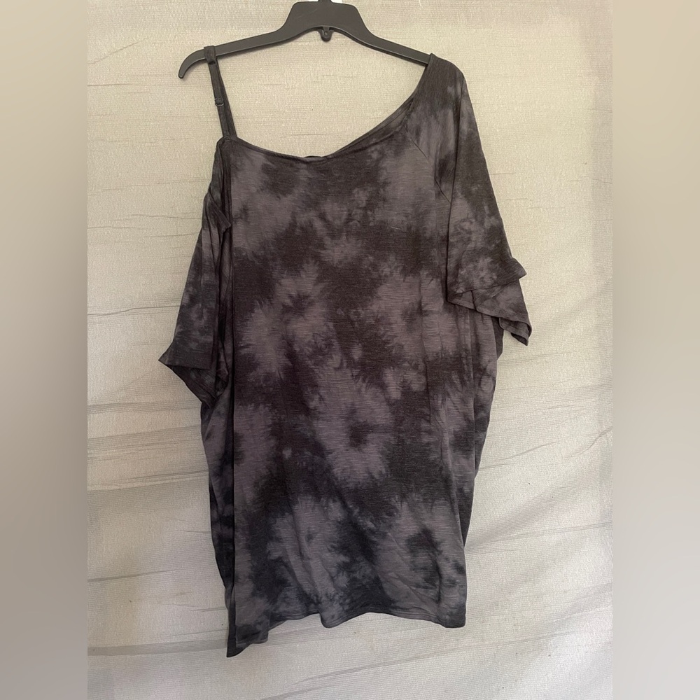 Torrid Off-Shoulder Soft Tee - Picture 2 of 3